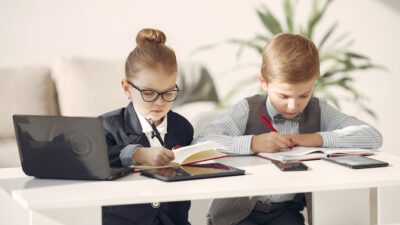 5 Rising Stars Who Might Become Billionaires by 2027