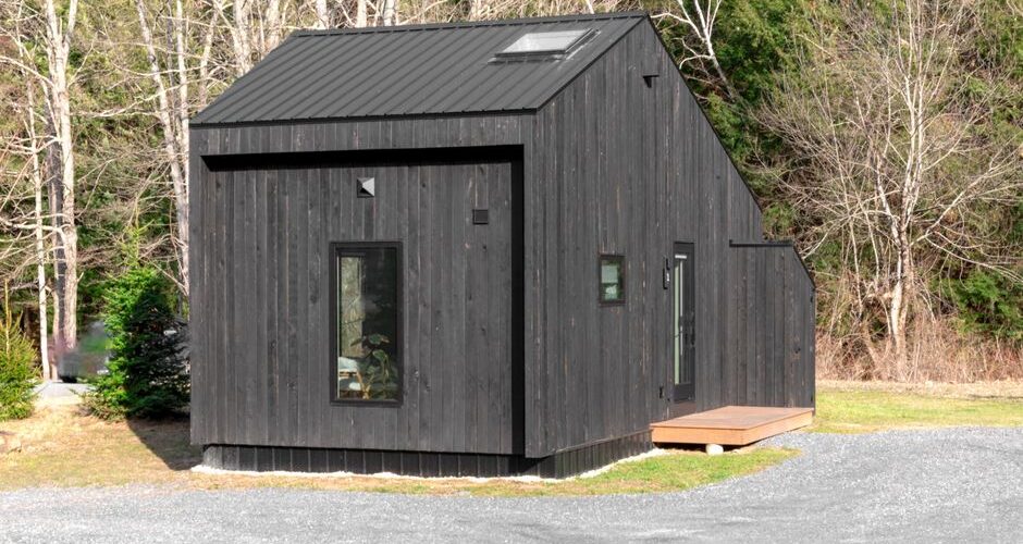 From Mega-Mansions to Tiny Houses: The Surprising Real Estate Moves of Celebrities in 2026